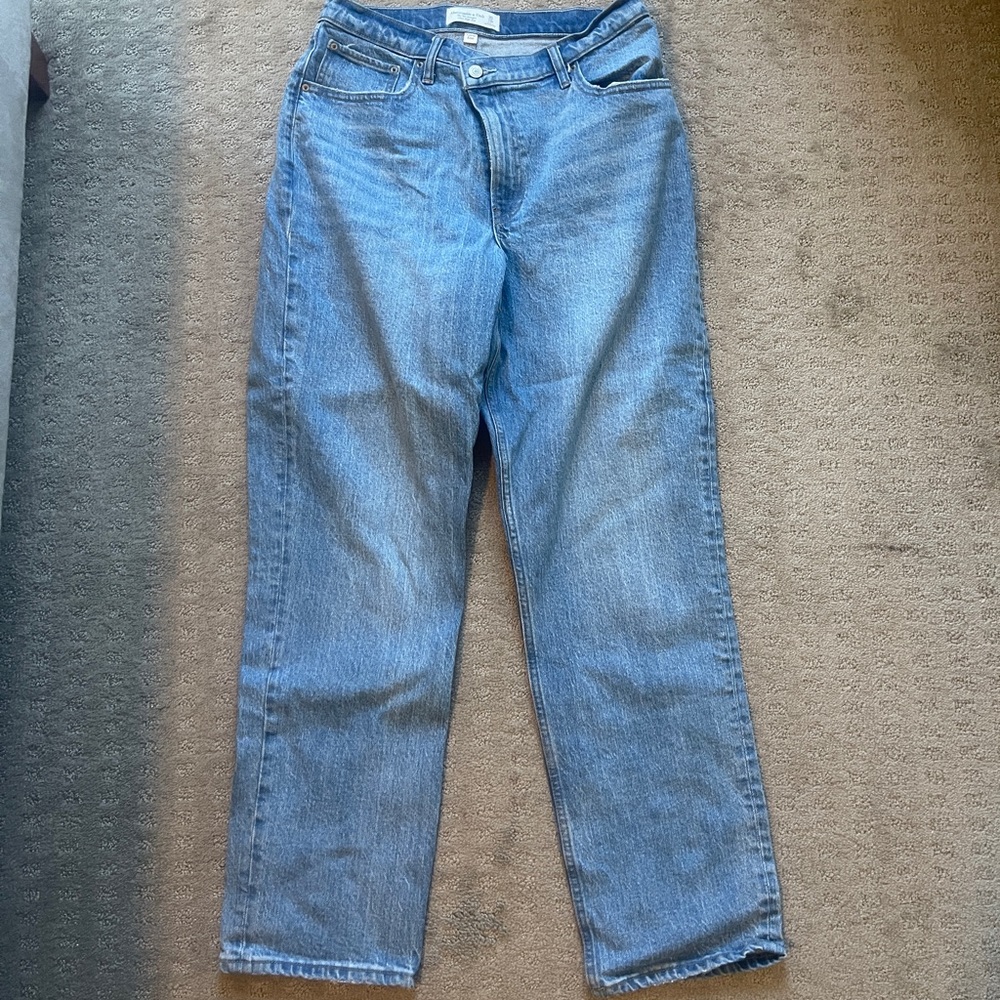 Abercrombie & Fitch, Curve Love, Crossover, The 90s Straight Ultra High Rise